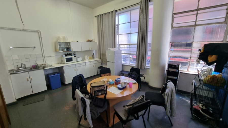 To Let Commercial Property for Rent in Woodstock Western Cape